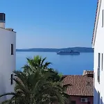Apartment Katarina *